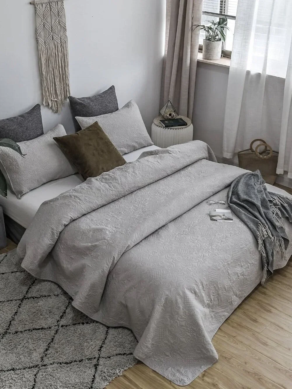 Twin Grey Quilted Soft & Cozy Quilt Set